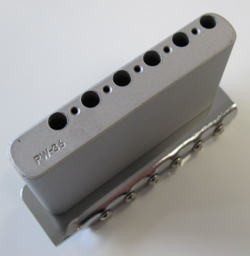 Fender Highway One American Special Stratocaster Tremolo Köprü--ÜRETİLMİYOR - 2