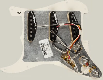 Fender Pre-Wired Strat® Pickguard Tex-Mex SSS Kirli Beyaz - 2