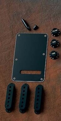 Fender Stratocaster Accessory Kit Black Knob Seti - 3