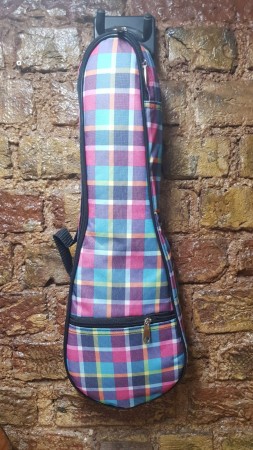 Puka Kareli Soprano Boy Renkli Kalın Ukulele Kılıfı - Puka